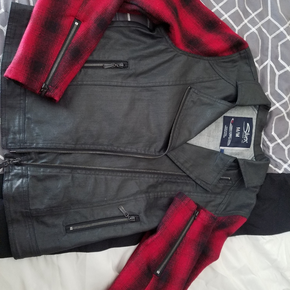 Silver Jeans Moto Jacket Red Black Plaid Sleeves